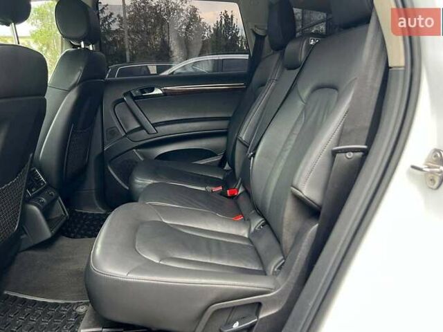 Білий Ауді Ку 7, об'ємом двигуна 3 л та пробігом 115 тис. км за 17400 $, фото 25 на Automoto.ua