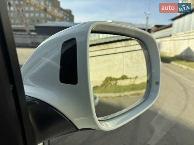 Белый Ауди Ку 7, объемом двигателя 3 л и пробегом 157 тыс. км за 15500 $, фото 10 на Automoto.ua