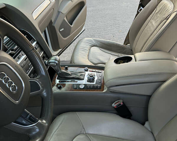 Білий Ауді Ку 7, об'ємом двигуна 3 л та пробігом 240 тис. км за 13500 $, фото 7 на Automoto.ua