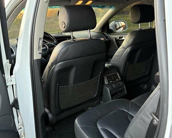 Белый Ауди Ку 7, объемом двигателя 2.97 л и пробегом 180 тыс. км за 27500 $, фото 8 на Automoto.ua