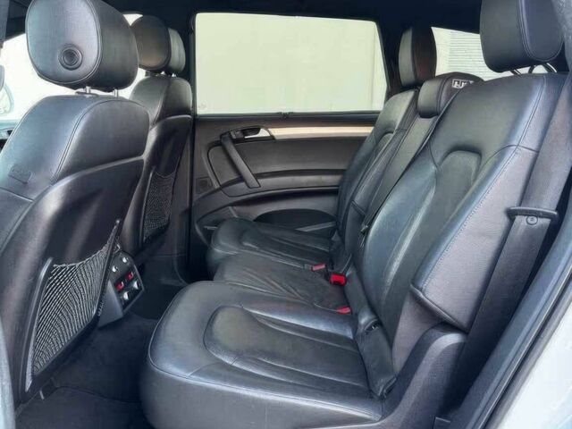 Белый Ауди Ку 7, объемом двигателя 3 л и пробегом 81 тыс. км за 13000 $, фото 16 на Automoto.ua