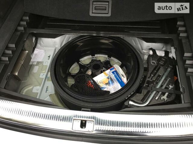 Ауди Ку 7 2014 в Киеве на Automoto.ua Белый Ауди Ку 7, объемом двигателя 3 л и пробегом 183 тыс. км за 15500 $, фото 40 на Automoto.ua