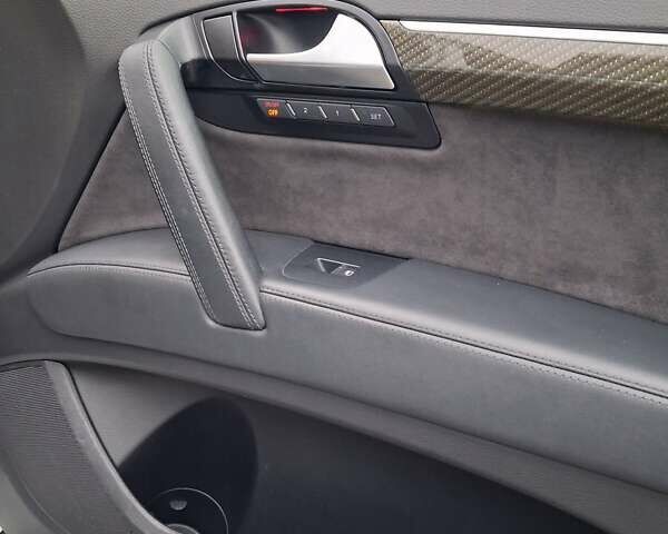 Білий Ауді Ку 7, об'ємом двигуна 2.97 л та пробігом 250 тис. км за 26800 $, фото 47 на Automoto.ua