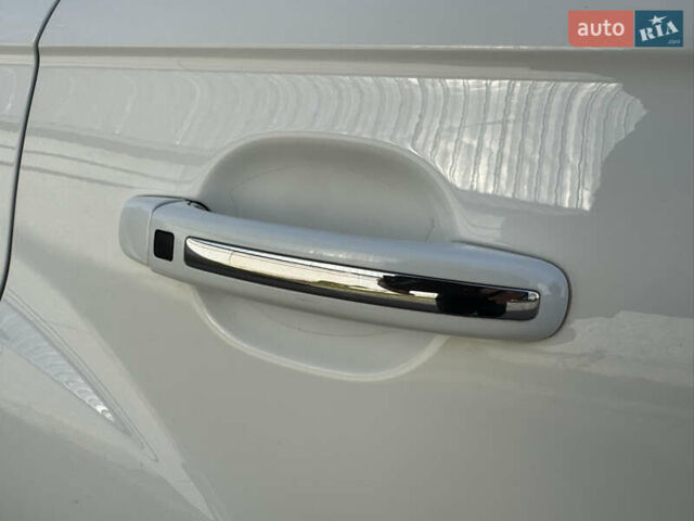 Белый Ауди Ку 7, объемом двигателя 3 л и пробегом 157 тыс. км за 15500 $, фото 9 на Automoto.ua