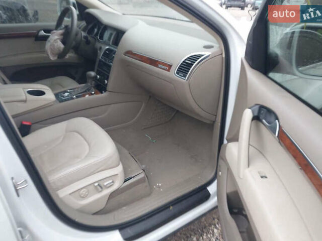 Белый Ауди Ку 7, объемом двигателя 2.97 л и пробегом 114 тыс. км за 15100 $, фото 5 на Automoto.ua