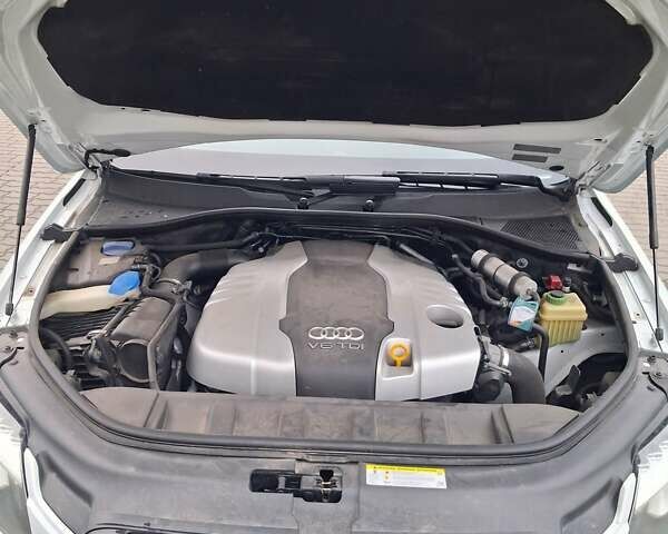 Білий Ауді Ку 7, об'ємом двигуна 2.97 л та пробігом 250 тис. км за 26800 $, фото 100 на Automoto.ua