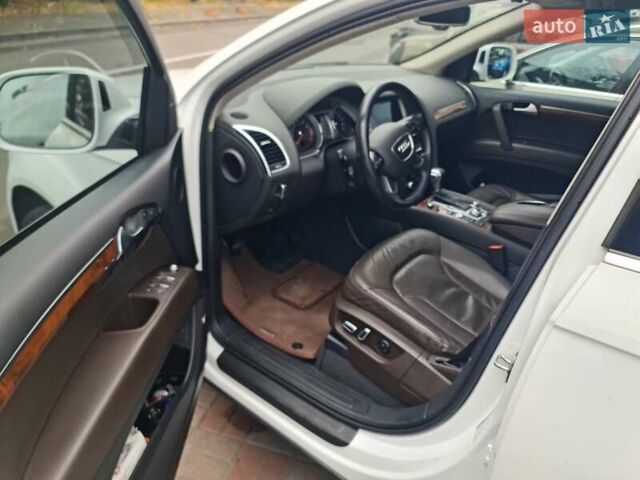 Ауди Ку 7 2014 в Киеве на Automoto.ua Белый Ауди Ку 7, объемом двигателя 3 л и пробегом 193 тыс. км за 16500 $, фото 25 на Automoto.ua