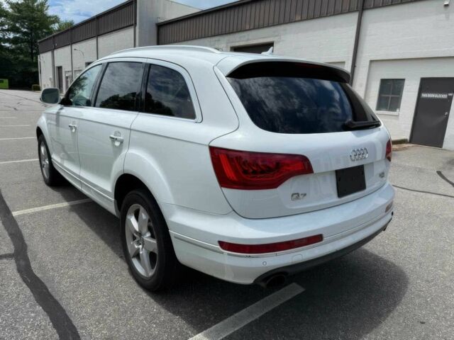 Белый Ауди Ку 7, объемом двигателя 3 л и пробегом 86 тыс. км за 8900 $, фото 4 на Automoto.ua