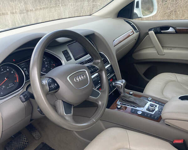 Білий Ауді Ку 7, об'ємом двигуна 3 л та пробігом 160 тис. км за 17400 $, фото 9 на Automoto.ua