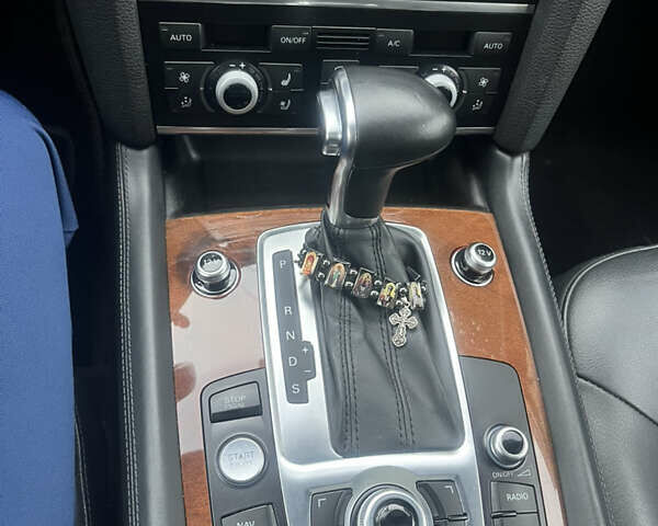 Білий Ауді Ку 7, об'ємом двигуна 3 л та пробігом 218 тис. км за 19500 $, фото 15 на Automoto.ua