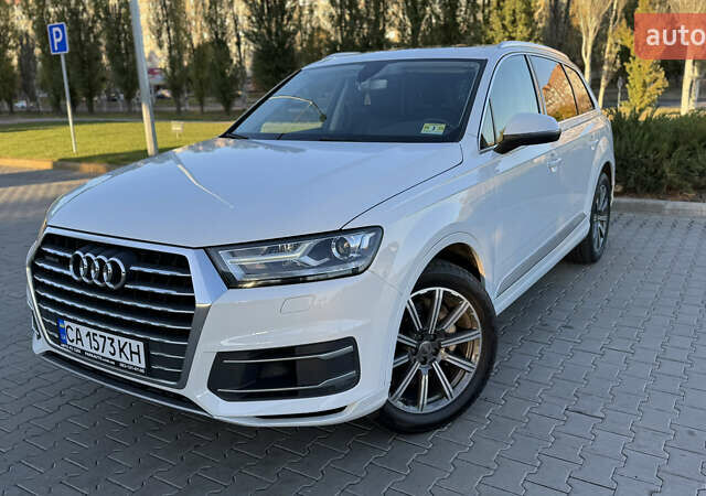 Белый Ауди Ку 7, объемом двигателя 3 л и пробегом 170 тыс. км за 24800 $, фото 3 на Automoto.ua
