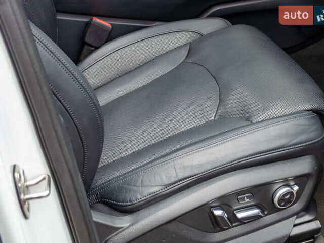 Белый Ауди Ку 7, объемом двигателя 3 л и пробегом 167 тыс. км за 24999 $, фото 33 на Automoto.ua