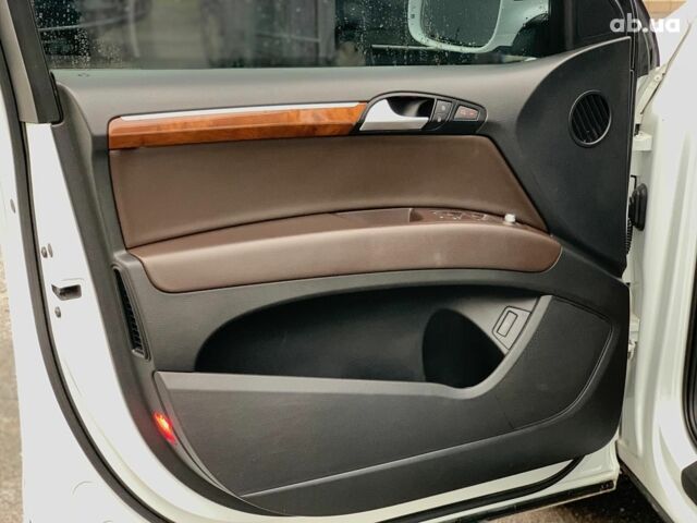 Белый Ауди Ку 7, объемом двигателя 3 л и пробегом 205 тыс. км за 15890 $, фото 25 на Automoto.ua