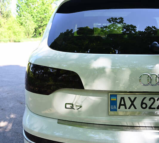 Белый Ауди Ку 7, объемом двигателя 3 л и пробегом 156 тыс. км за 23800 $, фото 21 на Automoto.ua