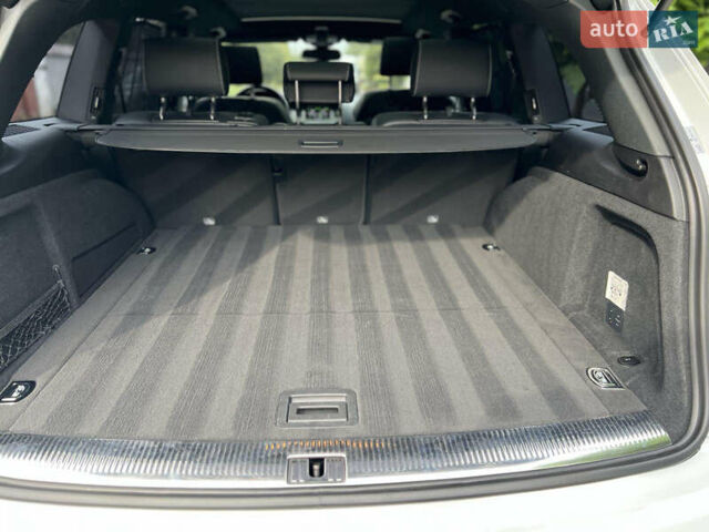 Білий Ауді Ку 7, об'ємом двигуна 2.97 л та пробігом 240 тис. км за 27000 $, фото 19 на Automoto.ua