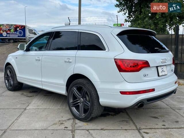 Білий Ауді Ку 7, об'ємом двигуна 3 л та пробігом 218 тис. км за 21490 $, фото 4 на Automoto.ua