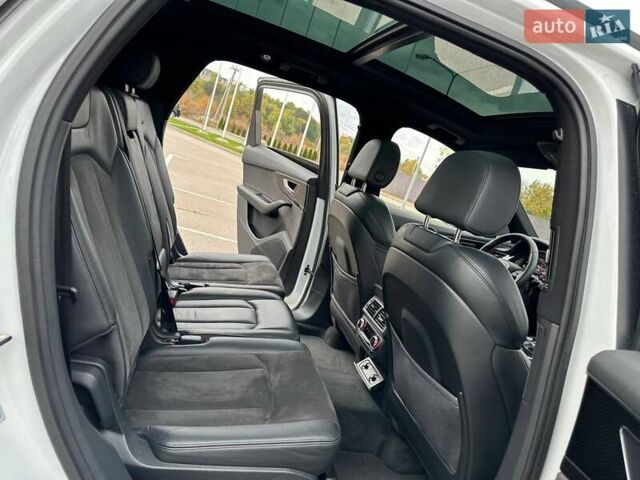Белый Ауди Ку 7, объемом двигателя 2.97 л и пробегом 170 тыс. км за 37500 $, фото 52 на Automoto.ua