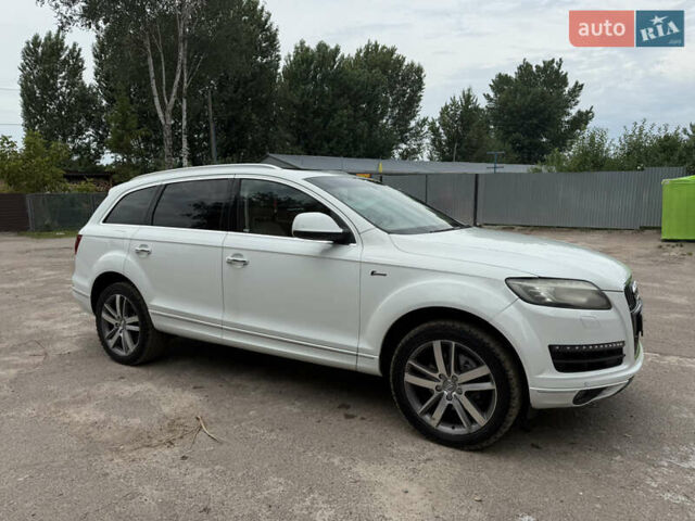 Белый Ауди Ку 7, объемом двигателя 3 л и пробегом 220 тыс. км за 15600 $, фото 1 на Automoto.ua