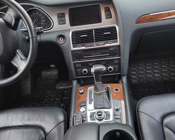 Белый Ауди Ку 7, объемом двигателя 2.97 л и пробегом 267 тыс. км за 22500 $, фото 13 на Automoto.ua