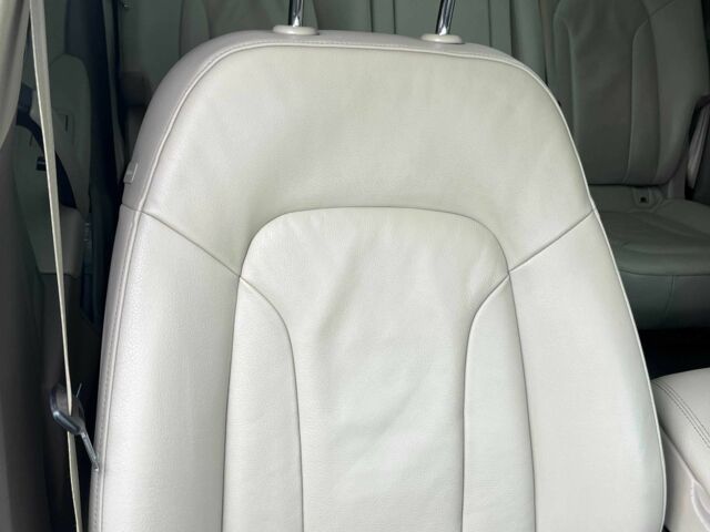 Білий Ауді Ку 7, об'ємом двигуна 3 л та пробігом 197 тис. км за 23500 $, фото 8 на Automoto.ua