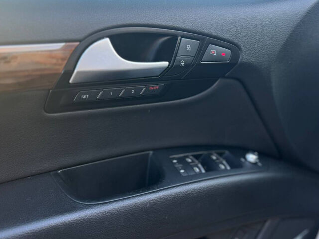 Белый Ауди Ку 7, объемом двигателя 3 л и пробегом 197 тыс. км за 17900 $, фото 8 на Automoto.ua