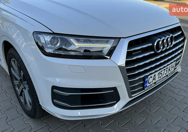 Белый Ауди Ку 7, объемом двигателя 3 л и пробегом 170 тыс. км за 24800 $, фото 21 на Automoto.ua