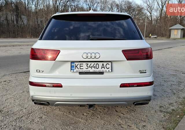 Білий Ауді Ку 7, об'ємом двигуна 3 л та пробігом 159 тис. км за 26500 $, фото 8 на Automoto.ua