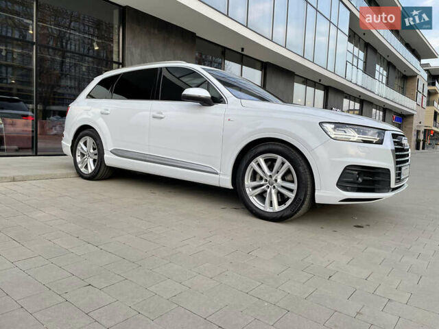 Белый Ауди Ку 7, объемом двигателя 3 л и пробегом 153 тыс. км за 40777 $, фото 4 на Automoto.ua
