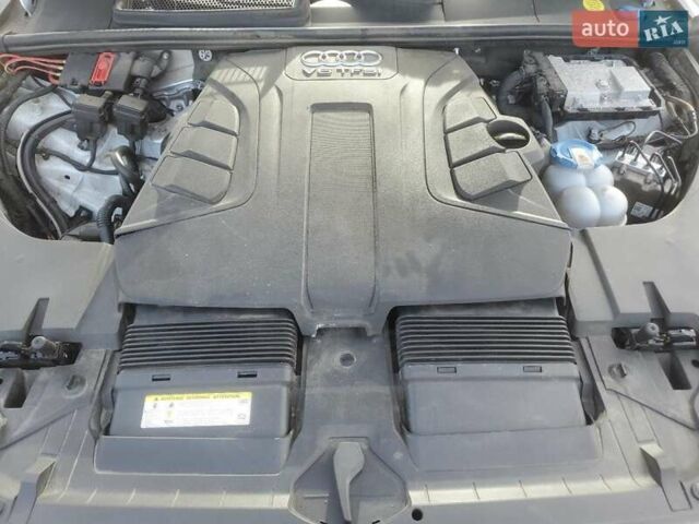 Ауді Ку 7 2015 у Чернігові на Automoto.ua Білий Ауді Ку 7, об'ємом двигуна 3 л та пробігом 140 тис. км за 6600 $, фото 11 на Automoto.ua