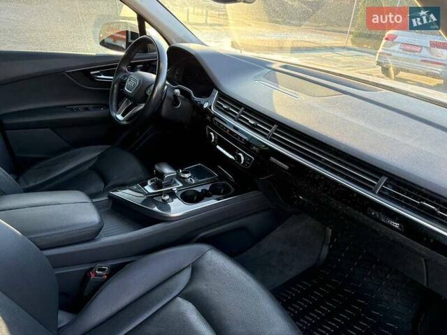 Белый Ауди Ку 7, объемом двигателя 3 л и пробегом 161 тыс. км за 29500 $, фото 20 на Automoto.ua