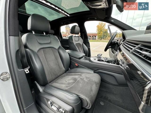 Белый Ауди Ку 7, объемом двигателя 2.97 л и пробегом 170 тыс. км за 37500 $, фото 73 на Automoto.ua
