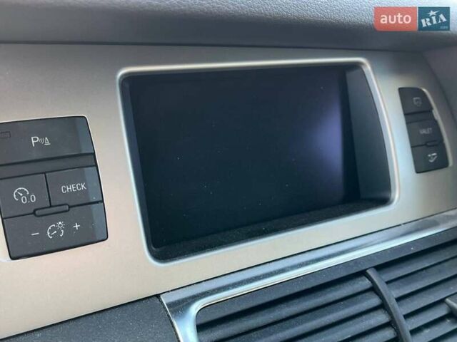 Білий Ауді Ку 7, об'ємом двигуна 3 л та пробігом 111 тис. км за 13890 $, фото 9 на Automoto.ua