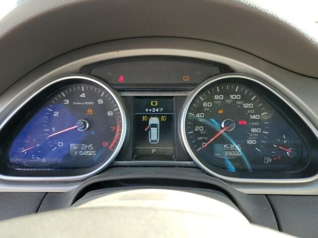 Білий Ауді Ку 7, об'ємом двигуна 3 л та пробігом 159 тис. км за 12350 $, фото 8 на Automoto.ua