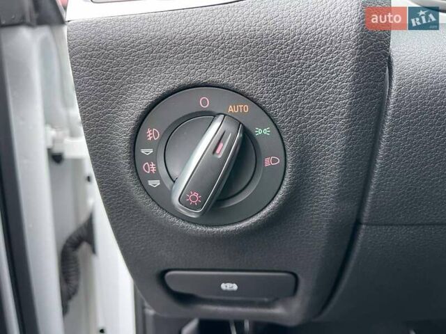 Білий Ауді Ку 7, об'ємом двигуна 3 л та пробігом 218 тис. км за 17990 $, фото 16 на Automoto.ua