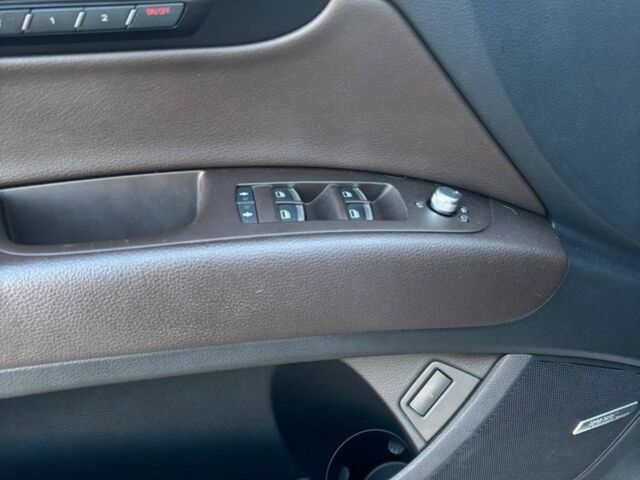 Белый Ауди Ку 7, объемом двигателя 3 л и пробегом 170 тыс. км за 14999 $, фото 8 на Automoto.ua