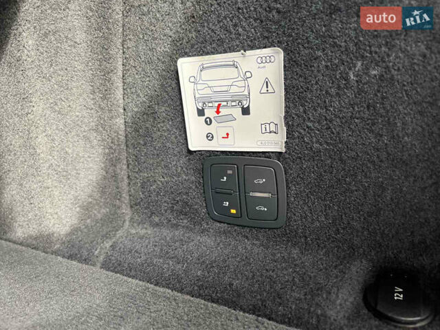 Білий Ауді Ку 7, об'ємом двигуна 2.97 л та пробігом 240 тис. км за 27000 $, фото 38 на Automoto.ua