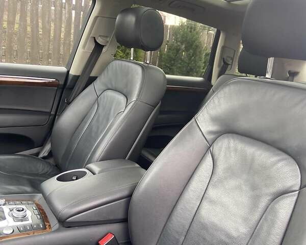 Белый Ауди Ку 7, объемом двигателя 3 л и пробегом 99 тыс. км за 31000 $, фото 7 на Automoto.ua