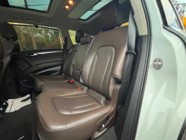 Білий Ауді Ку 7, об'ємом двигуна 3 л та пробігом 74 тис. км за 12700 $, фото 11 на Automoto.ua