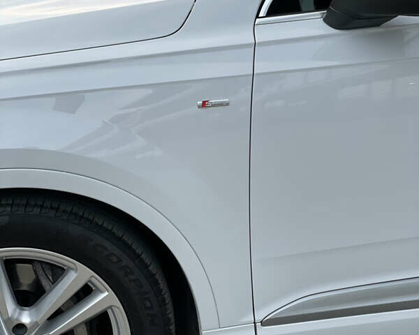 Белый Ауди Ку 7, объемом двигателя 3 л и пробегом 153 тыс. км за 40777 $, фото 14 на Automoto.ua