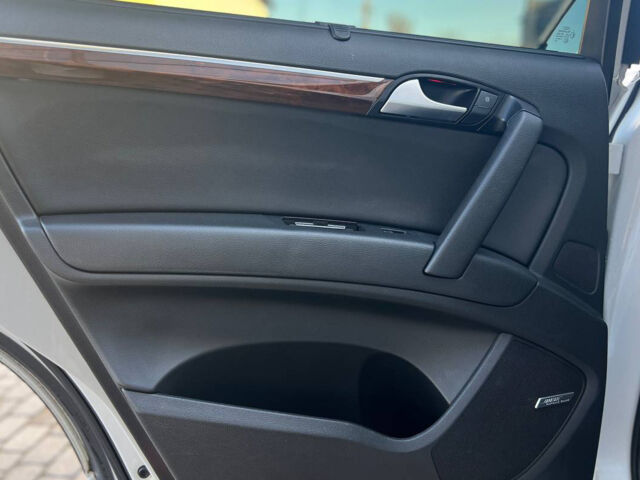 Белый Ауди Ку 7, объемом двигателя 3 л и пробегом 197 тыс. км за 17900 $, фото 19 на Automoto.ua