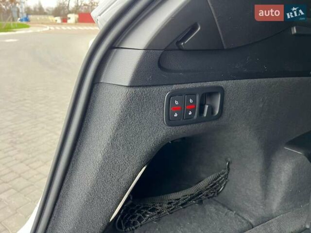 Белый Ауди Ку 7, объемом двигателя 3 л и пробегом 198 тыс. км за 23000 $, фото 21 на Automoto.ua