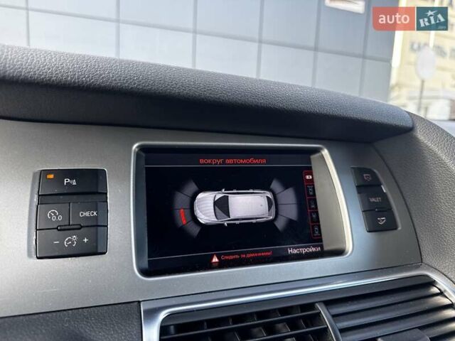 Білий Ауді Ку 7, об'ємом двигуна 3 л та пробігом 125 тис. км за 21000 $, фото 31 на Automoto.ua