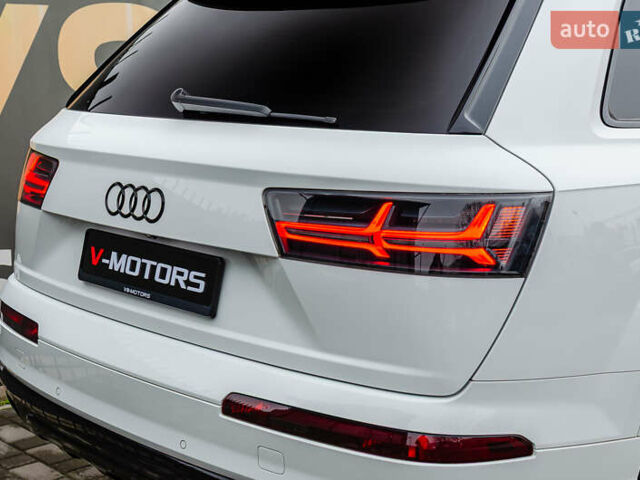 Белый Ауди Ку 7, объемом двигателя 3 л и пробегом 167 тыс. км за 24999 $, фото 14 на Automoto.ua