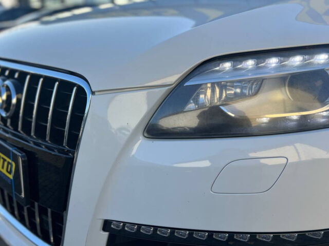 Белый Ауди Ку 7, объемом двигателя 3 л и пробегом 197 тыс. км за 17900 $, фото 6 на Automoto.ua