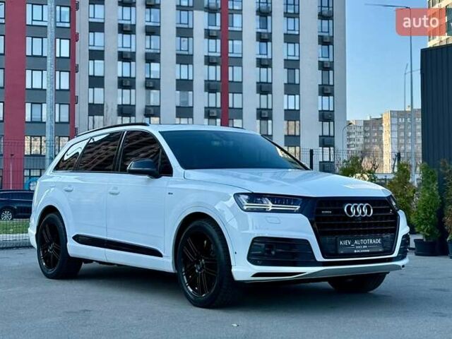 Білий Ауді Ку 7, об'ємом двигуна 2.97 л та пробігом 213 тис. км за 35900 $, фото 5 на Automoto.ua