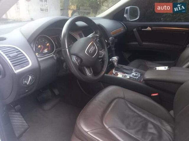 Белый Ауди Ку 7, объемом двигателя 3 л и пробегом 186 тыс. км за 18888 $, фото 5 на Automoto.ua