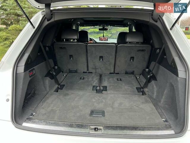 Белый Ауди Ку 7, объемом двигателя 3 л и пробегом 198 тыс. км за 23000 $, фото 20 на Automoto.ua