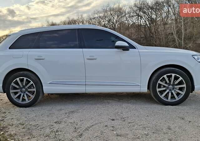 Білий Ауді Ку 7, об'ємом двигуна 3 л та пробігом 159 тис. км за 26500 $, фото 11 на Automoto.ua