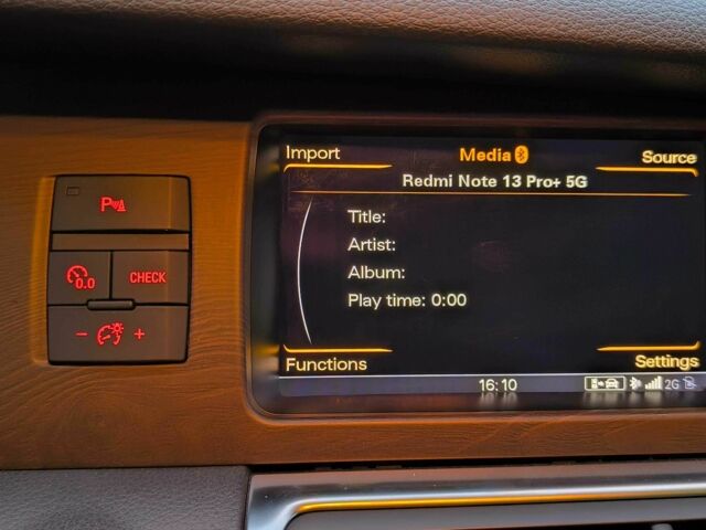 Білий Ауді Ку 7, об'ємом двигуна 3 л та пробігом 167 тис. км за 20900 $, фото 11 на Automoto.ua