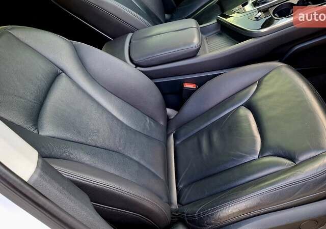 Білий Ауді Ку 7, об'ємом двигуна 3 л та пробігом 159 тис. км за 26500 $, фото 22 на Automoto.ua